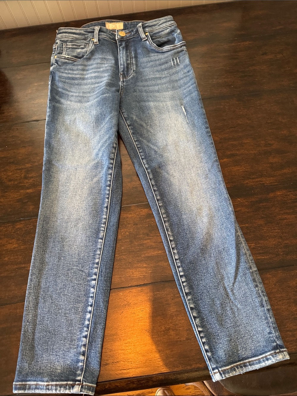 Kut from the Kloth Light Blue Straight-Leg Jeans